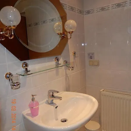 & Restaurant Stadt 3* Genthin