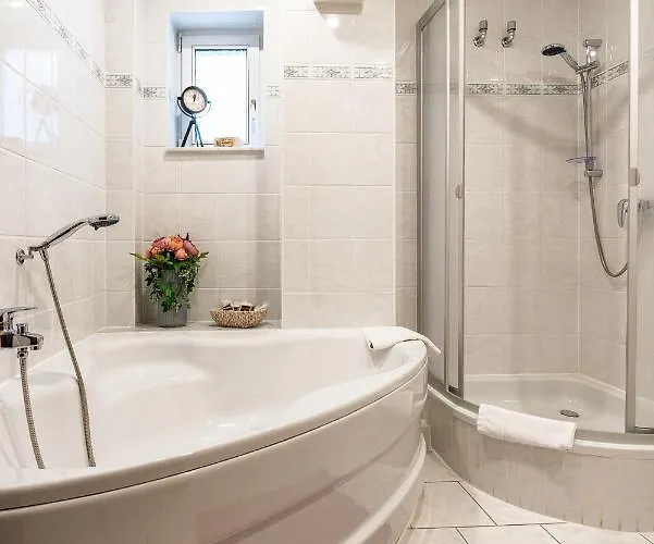 Отель & Restaurant Stadt Гентин