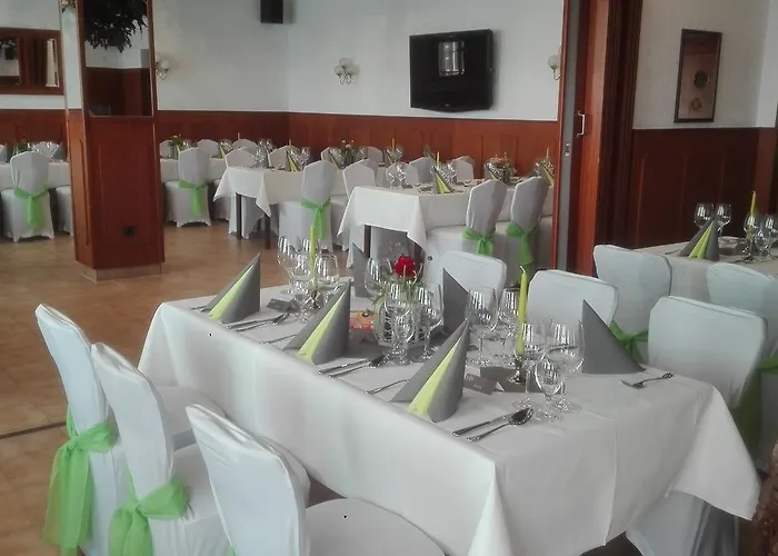 & Restaurant Stadt Отель 3*